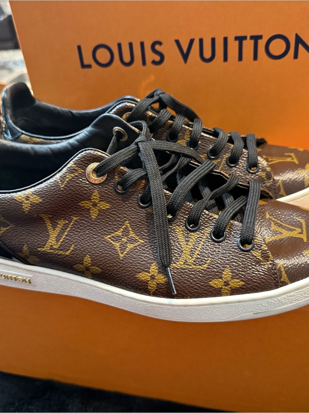 Women’s Louis Vuitton Brown Monogram Leather Sneakers authentic - Picture 8 of 8
